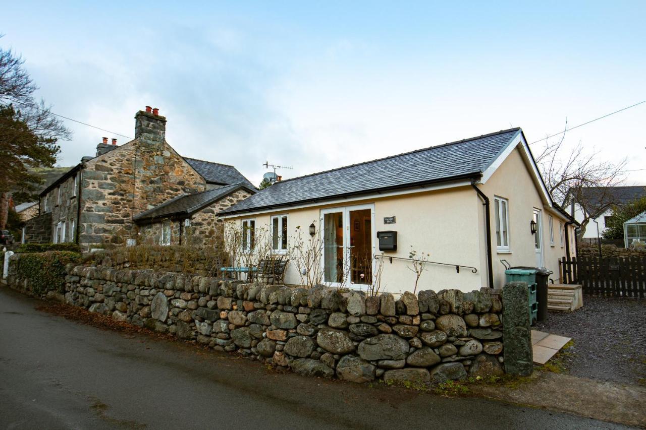 Gwynant Bach - Cosy 2 Bed Bungalow Cottage In Snowdonia National Park, Conwy, North Wales Extérieur photo